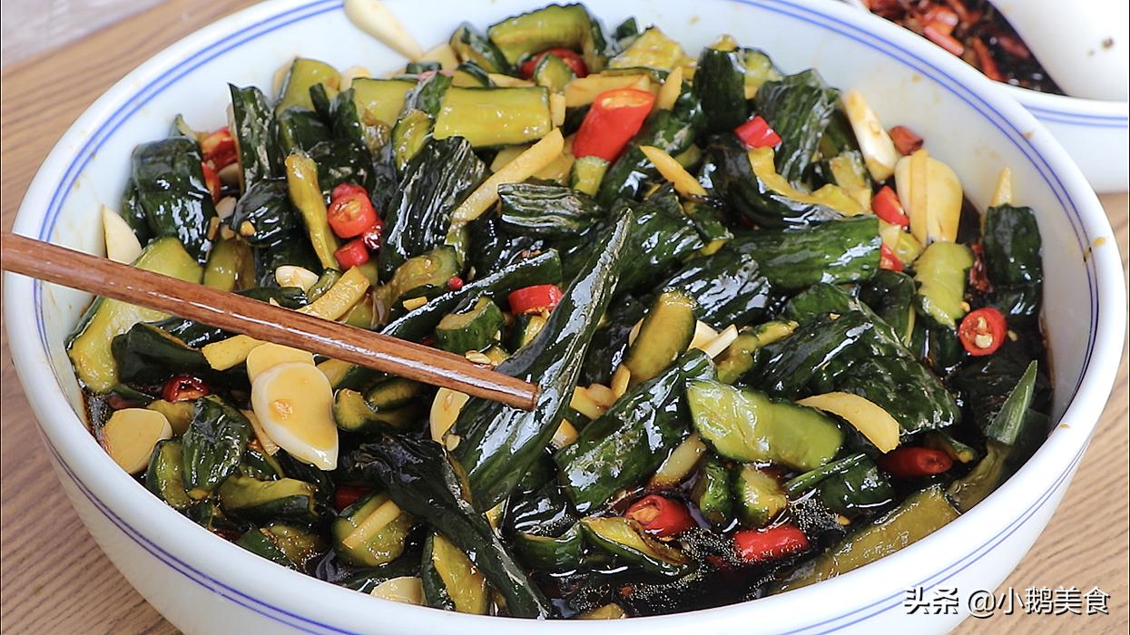 腌黄瓜最好吃的做法,最简单的腌黄瓜