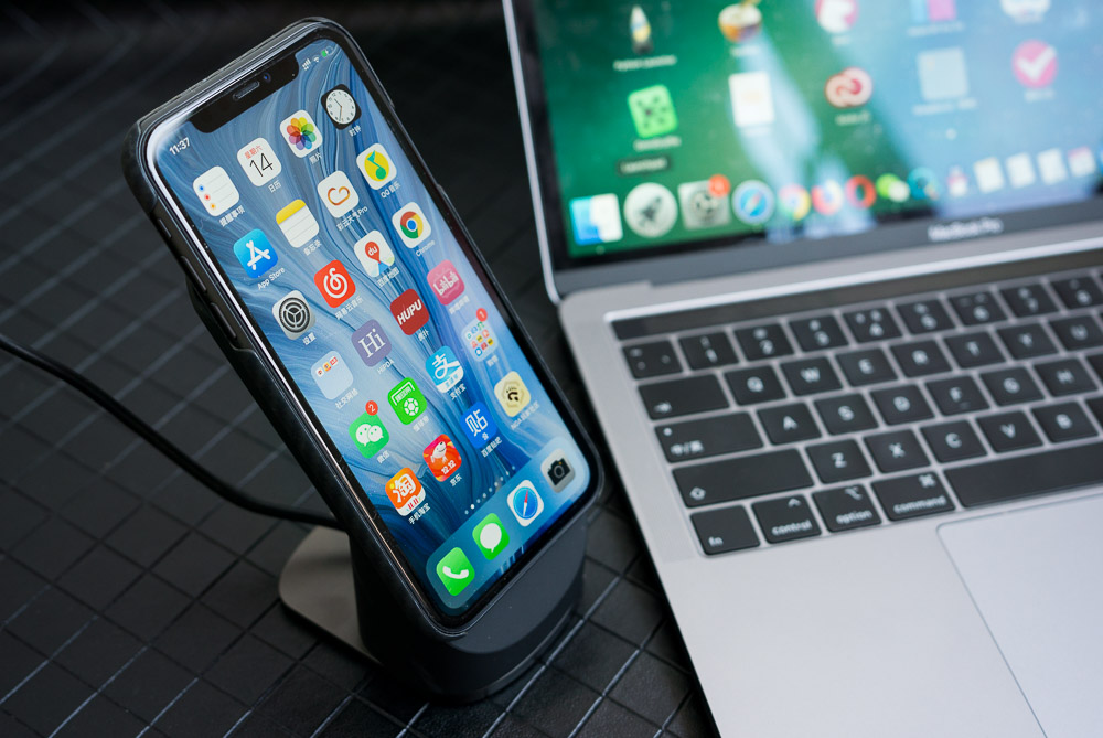 pitaka苹果磁吸充电宝,pitaka苹果三合一无线充电器