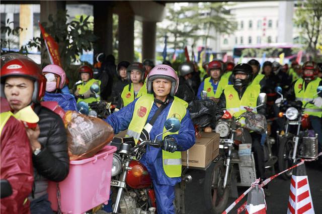 摩托返乡记骑行,摩托骑行135公里只为回家过年