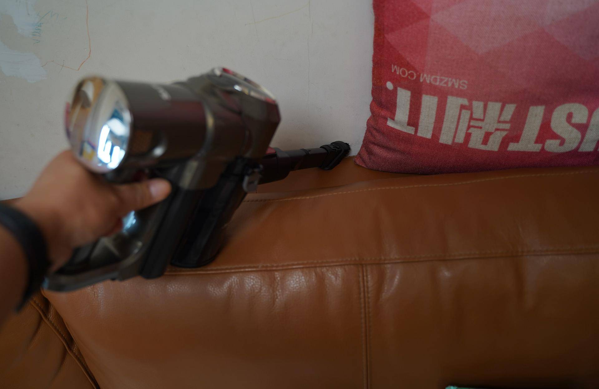 清洁工具洗地机怎么选,自清洁吸拖一体机推荐