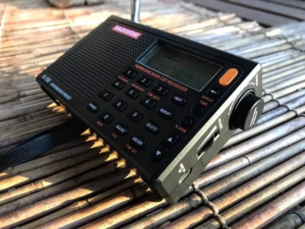 RADIWOWR-108一款全新的DSP短波便携式收音机,含航空和长波段