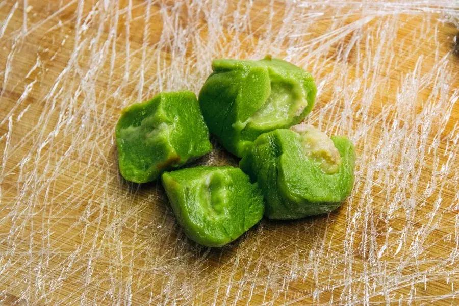 这两家朴实的青团，秒掉了市面上各种作妖对手...