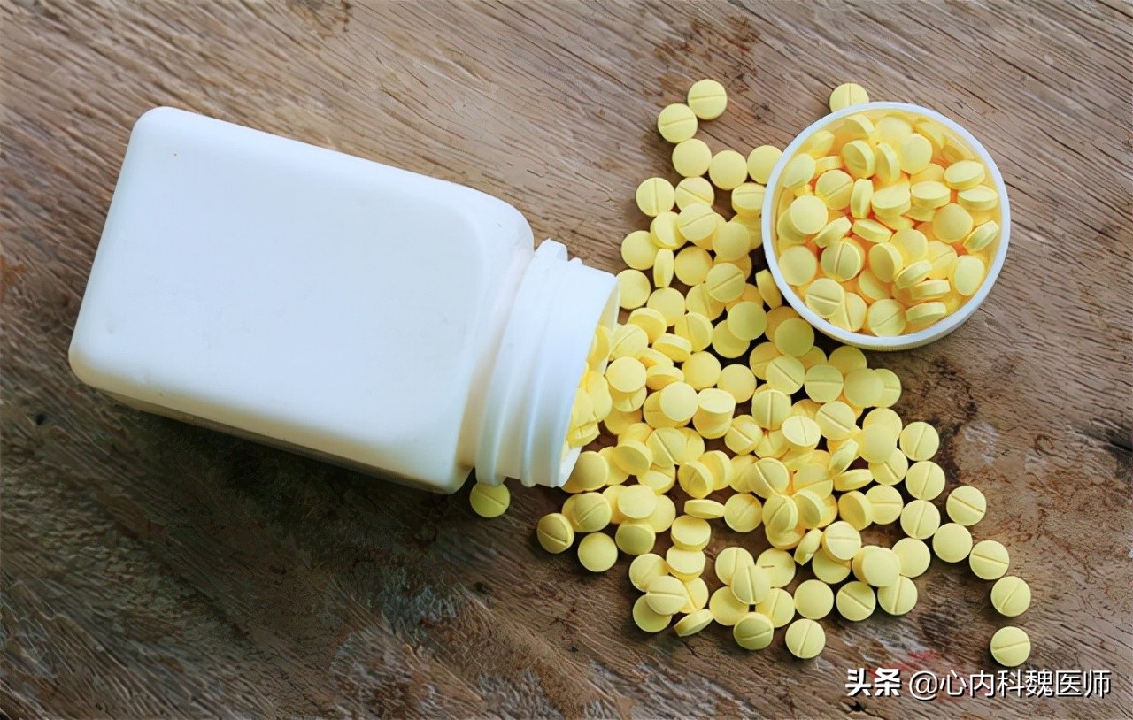 高血压为什么吃叶酸和维生素b1,h型高血压补充叶酸每天服用多少mg