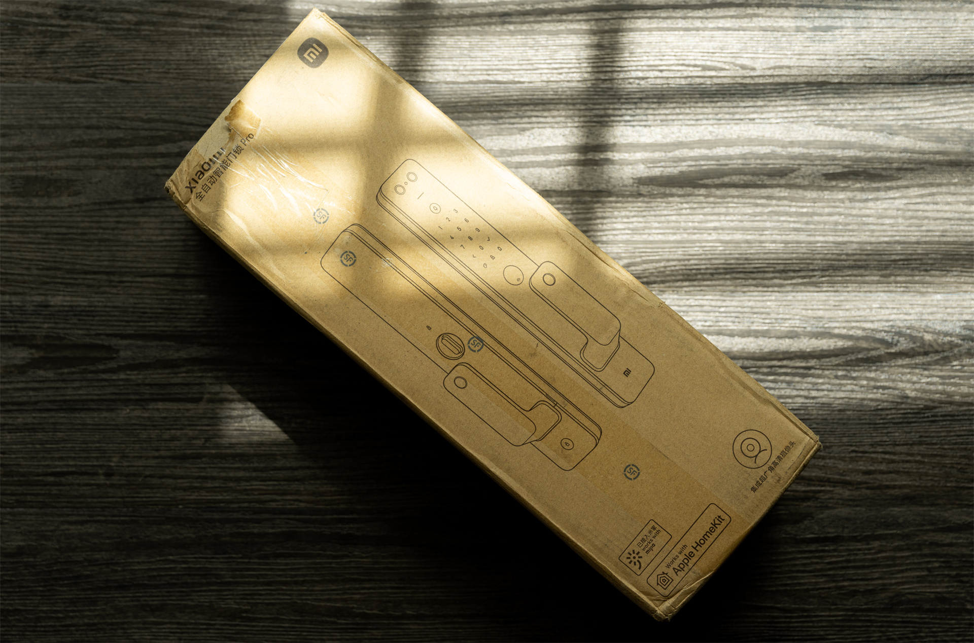 该不该用智能门锁,小米智能门锁pro门锁换电池