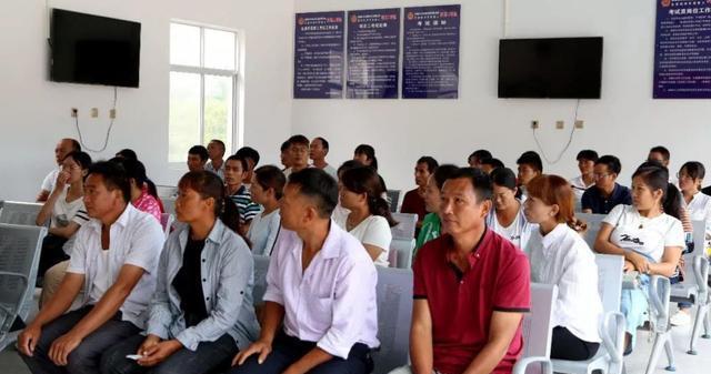 考科二在盲区停车可以停多久,科二考试上坡腿抖怎么办