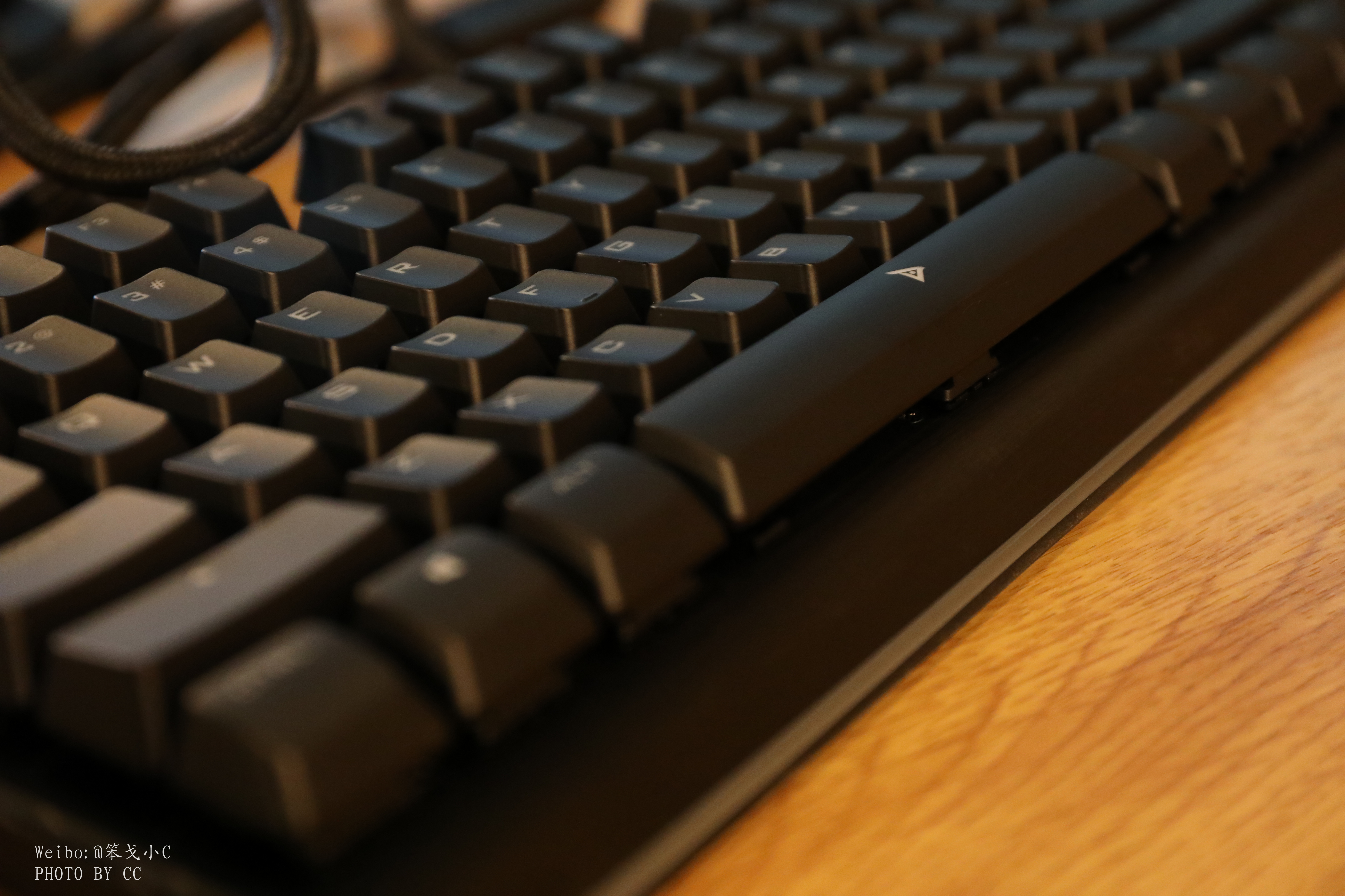 100元黑轴键盘推荐,cherry红轴机械键盘推荐