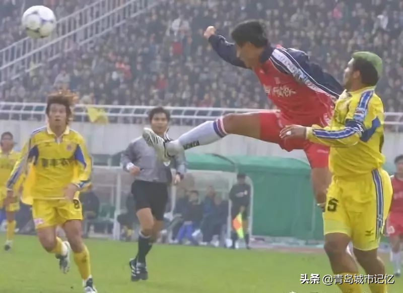 青岛足球风云30载,青岛足球赛青岛海牛