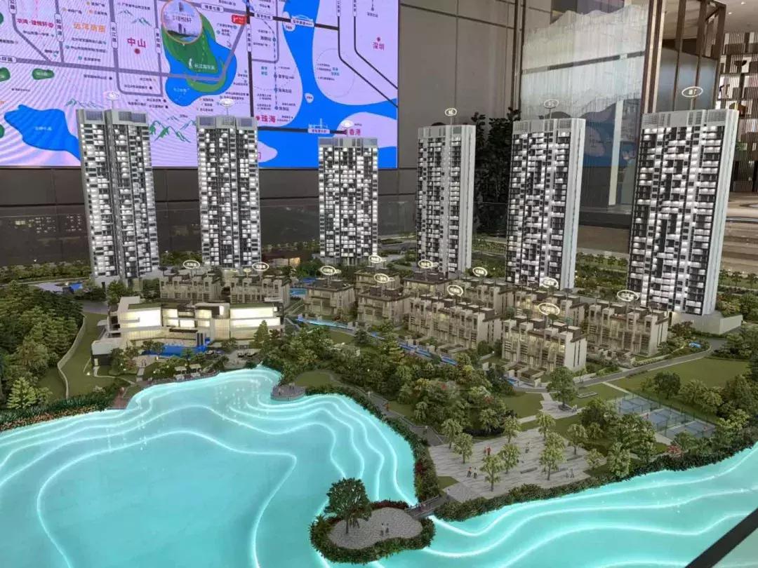 板上钉钉2万+，中山又一顶豪？博爱路华鸿新盘杀出，推146-162平