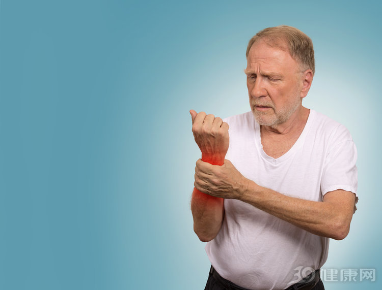 年轻人得风湿的原因,年轻人风湿症状表现是什么