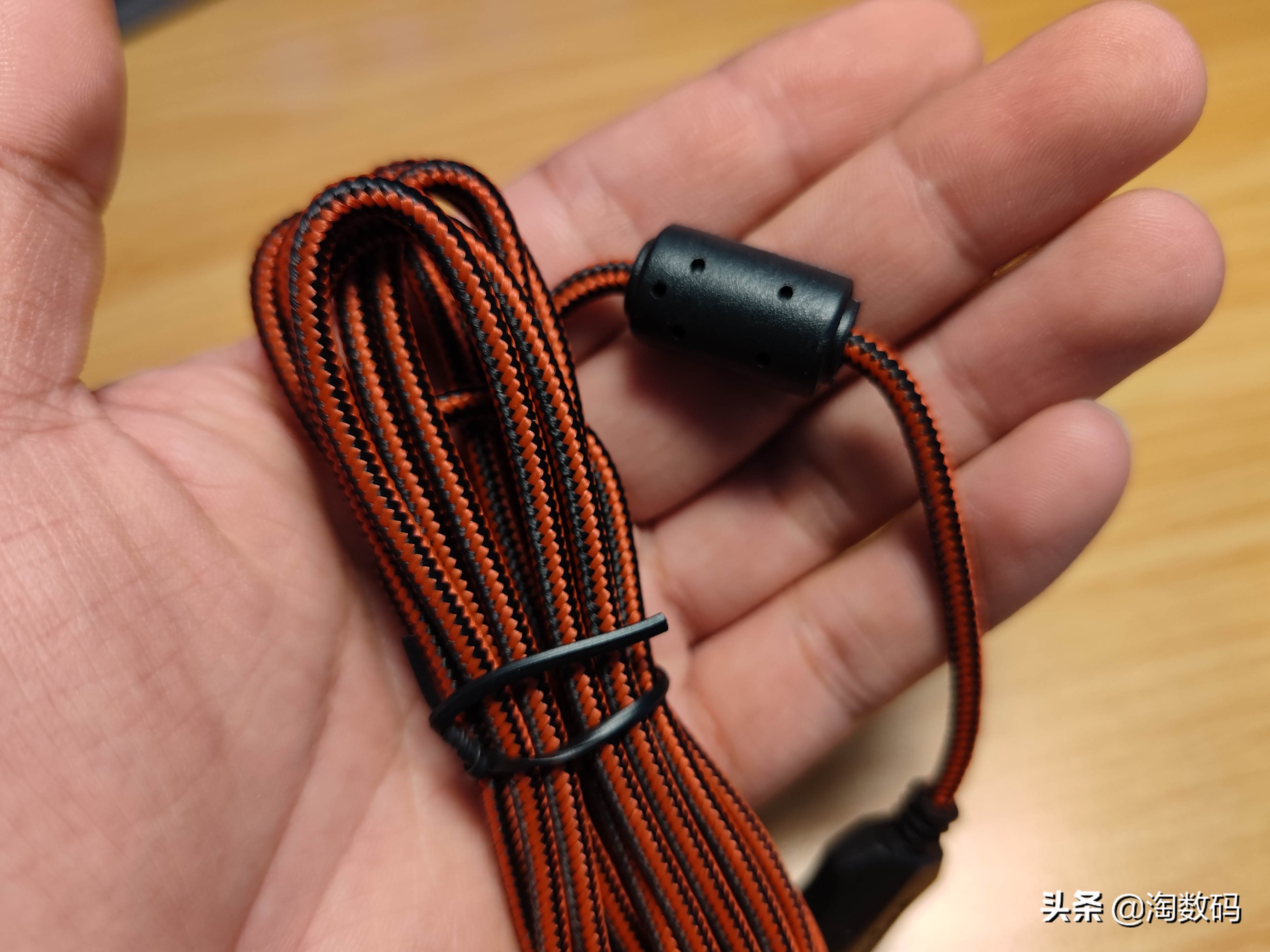 ¥9.9原封库存洋垃圾:AULA暗黑魔羯游戏鼠标开箱+拆解+除胶晒单