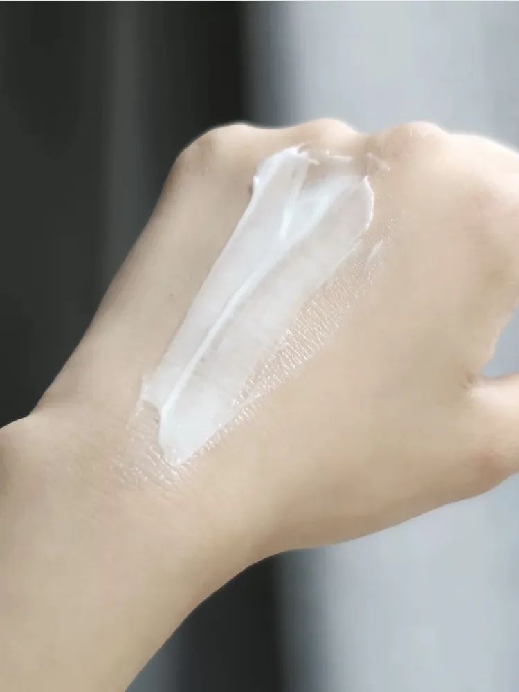 测评olay淡斑小白瓶,olay大红瓶多少钱一瓶