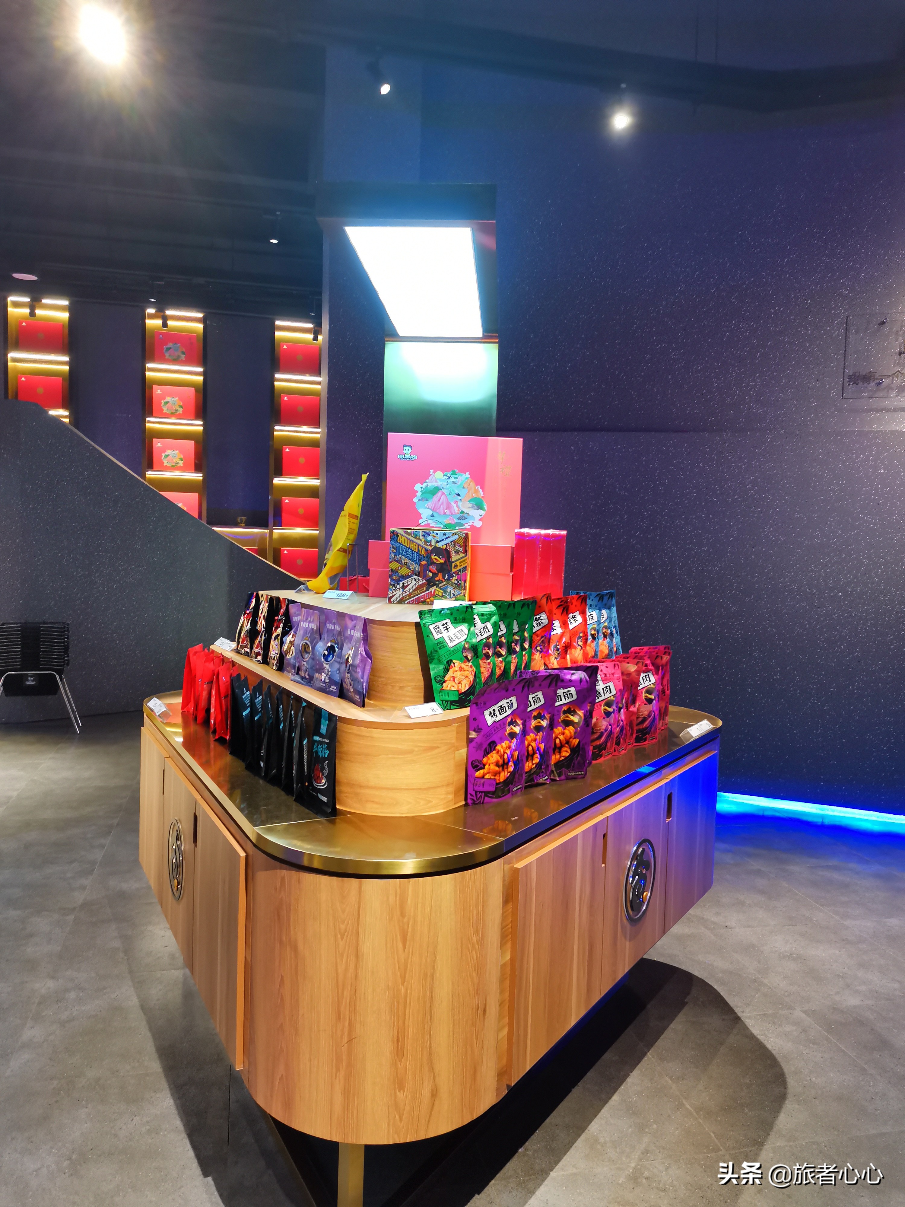 武汉迪士尼现场,武汉周黑鸭实拍