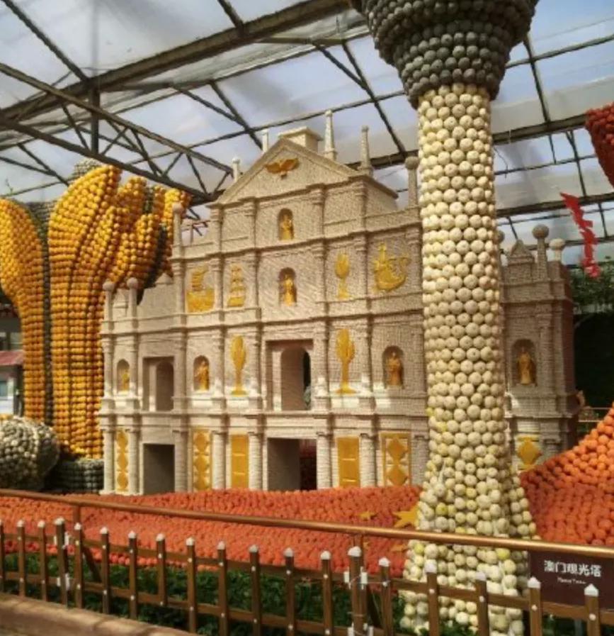 到山东不会饿着你,到山东怎么能不吃煎饼和大馒头呢