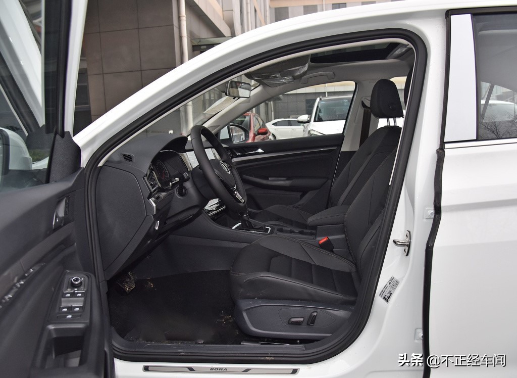 宝来2021款1.5自动舒适智联版报价,2023款1.5l宝来自动精英值得买吗