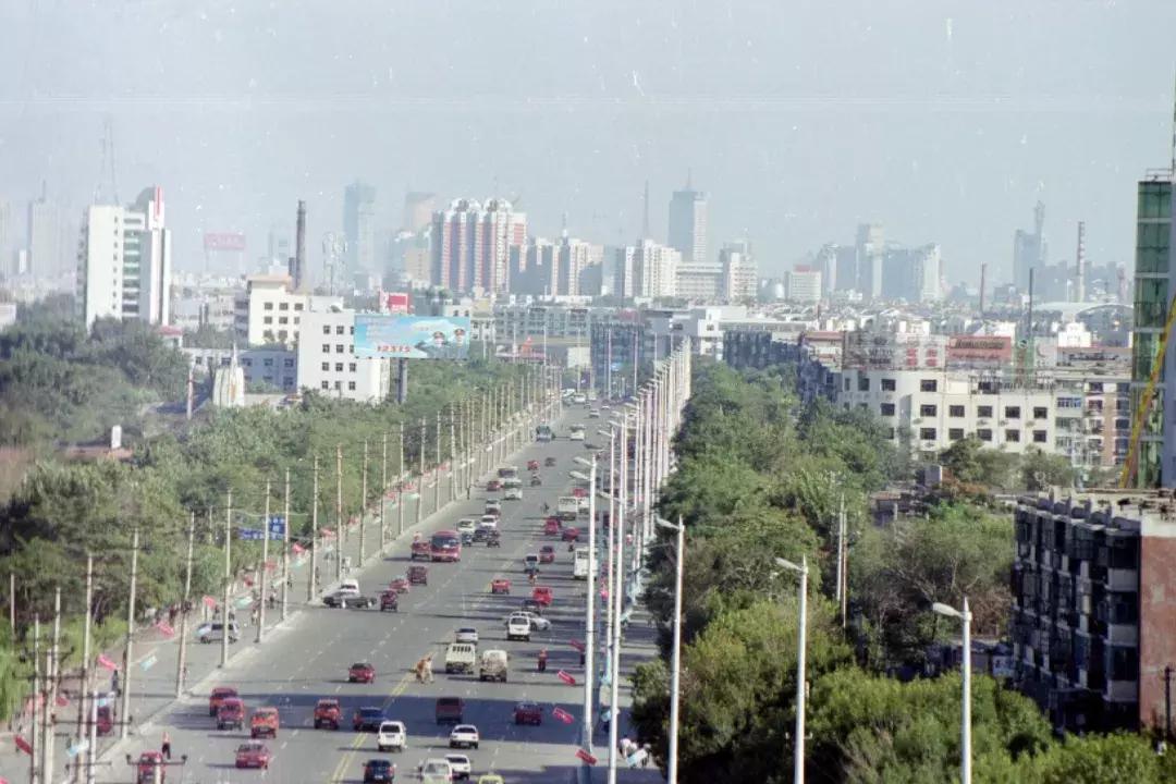 柒彩北辰·拾光剪报|70年北辰人关于“行”的那些事