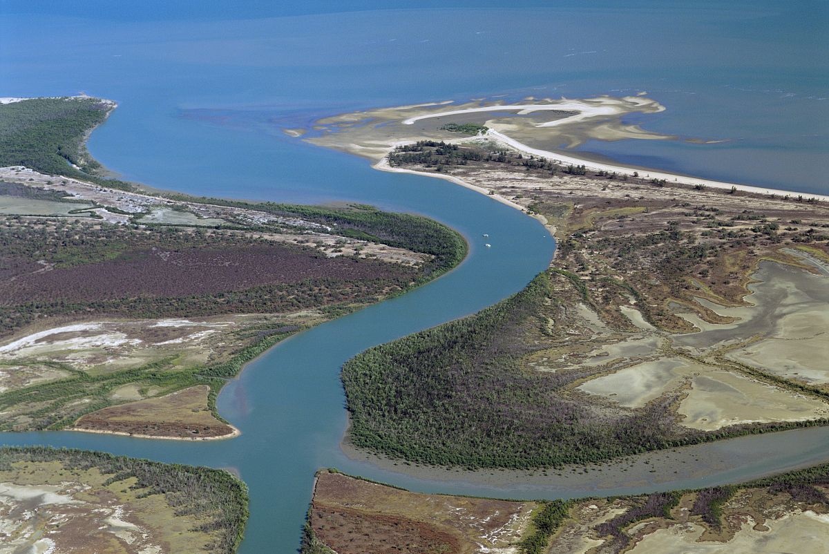 全球十大海湾在哪里,全球最美三大海湾
