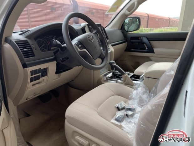 最便宜的兰德酷路泽价格,2018款兰德酷路泽黑灯