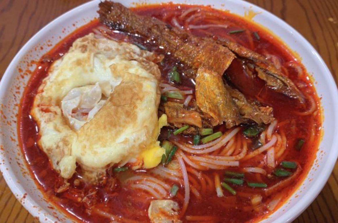 郴州当地特色美食鱼粉,湖南郴州小吃