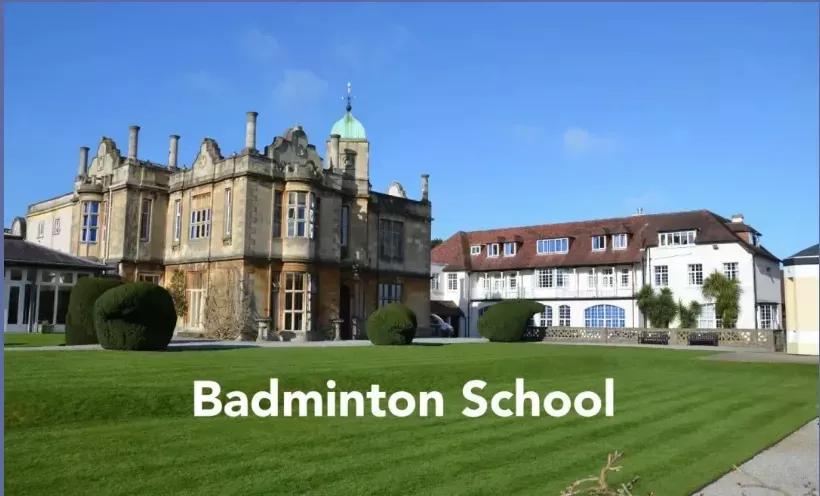 排名第一的顶尖女校,英国平民女校排名