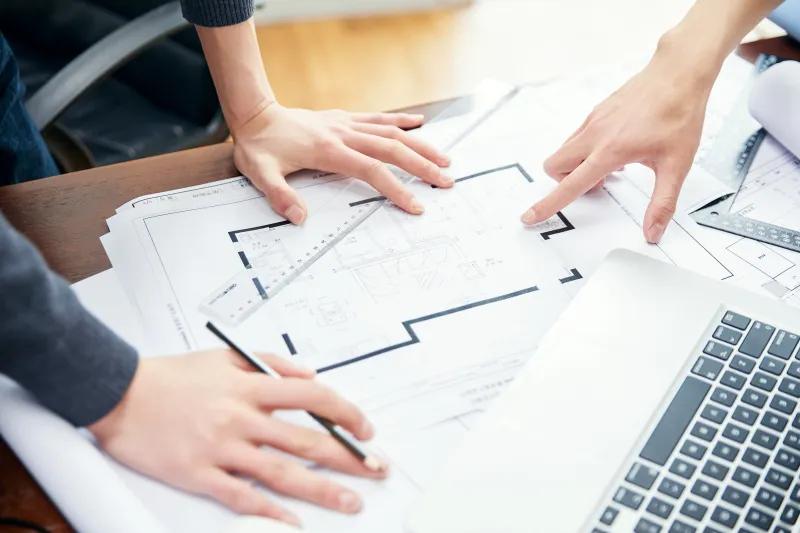 邻居砸承重墙到哪举报,邻居装修把我家砸了怎么办