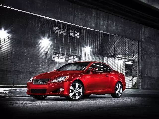 雨天开敞篷是一种什么体验,在街上打开敞篷是种什么体验