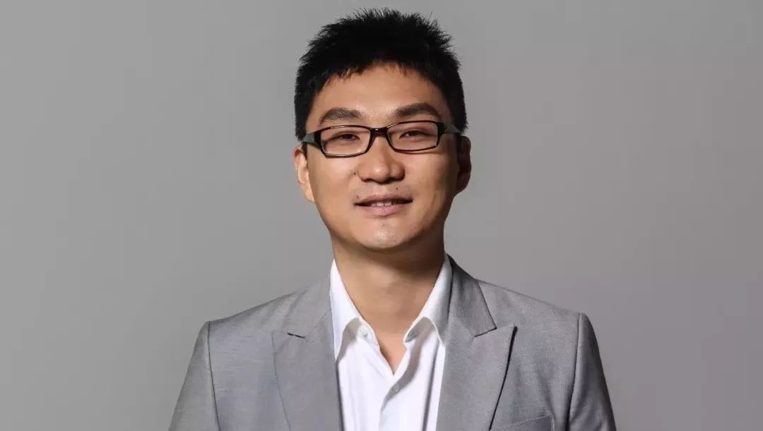 总结评价黄峥拼多多所具备的精神,黄峥创立拼多多之前是做什么的