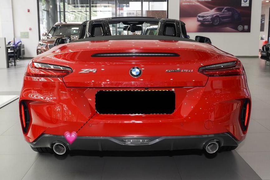 实拍展示新款宝马z4,2015款宝马z4硬顶敞篷街拍