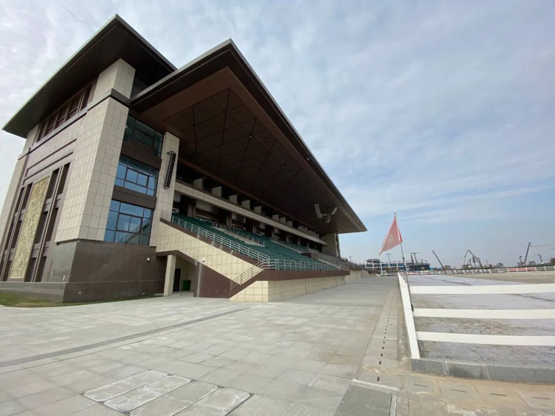 十四运马术室内场馆面积,十四运马术场馆