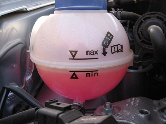 长安cs55防冻液损耗厉害什么情况,cb400f防冻液损耗过快怎么回事