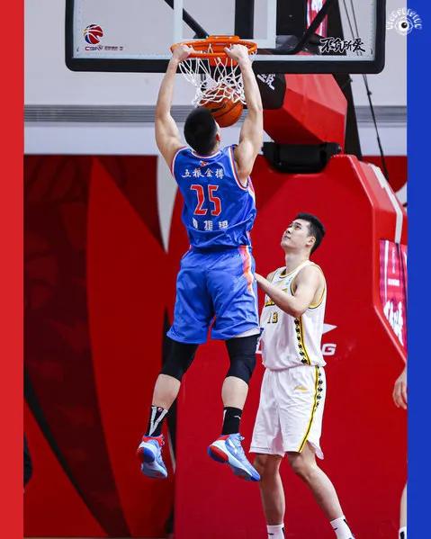 CBA球鞋面面观｜这鞋竟是CBA里阿迪达斯唯一的排面