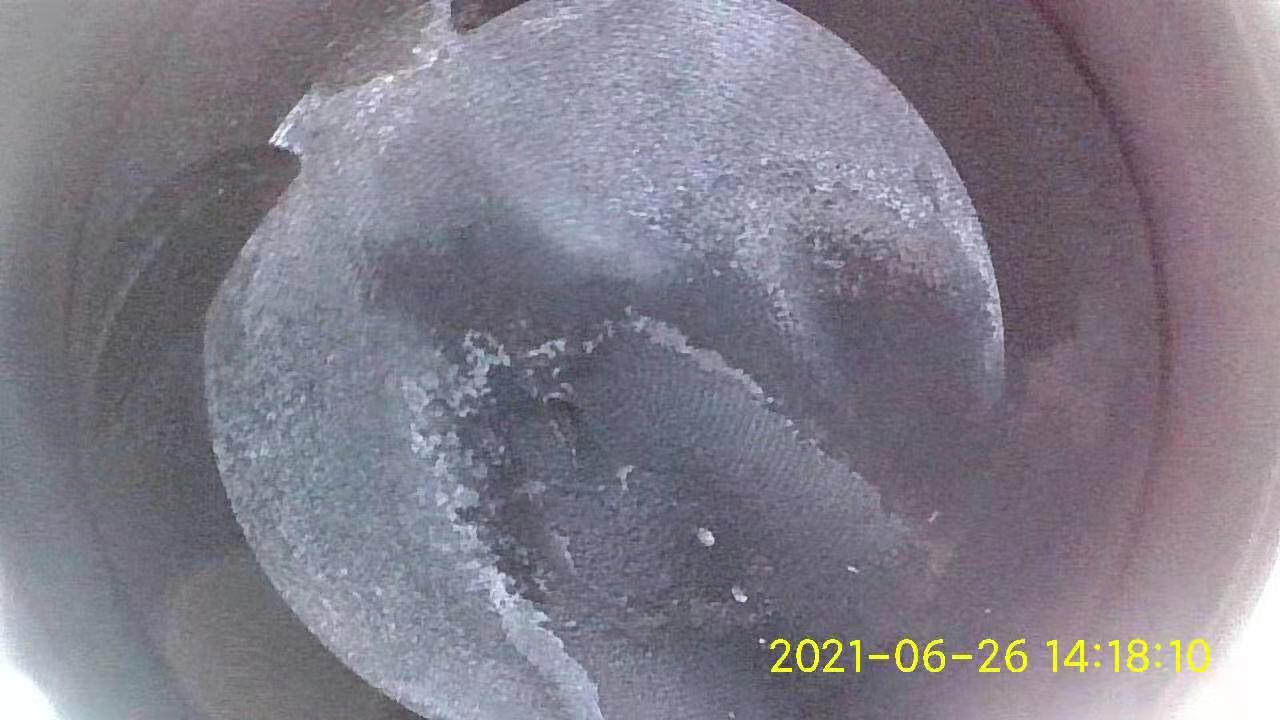 奥迪a6l怠速低车身抖动什么原因,奥迪a4l怠速间歇性抖动正常吗