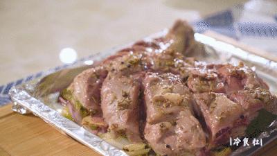 整个羊腿用烤箱烤,新鲜的羊腿用烤箱怎么做烤羊腿