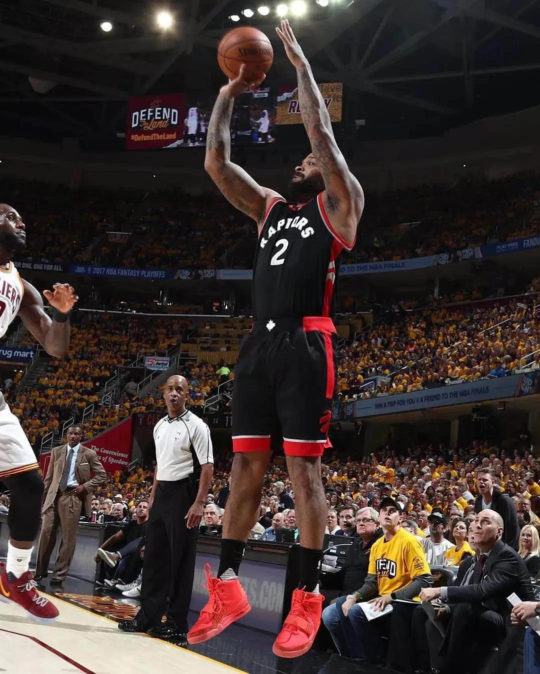 nikeairyeezy灰白真假对比,nikeairyeezy2回到未来