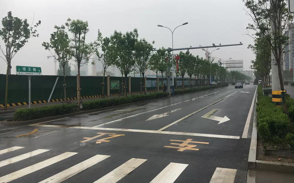 10999元起！学校+双公园+地铁！济南东站成熟大盘再扔价格*弹炸**！