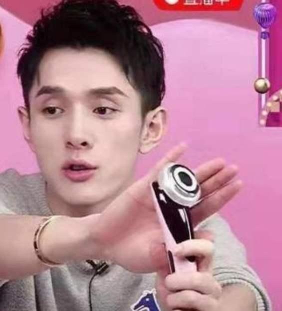 一些注射了玻尿酸的女人,那些做医美的女人最后怎么样了