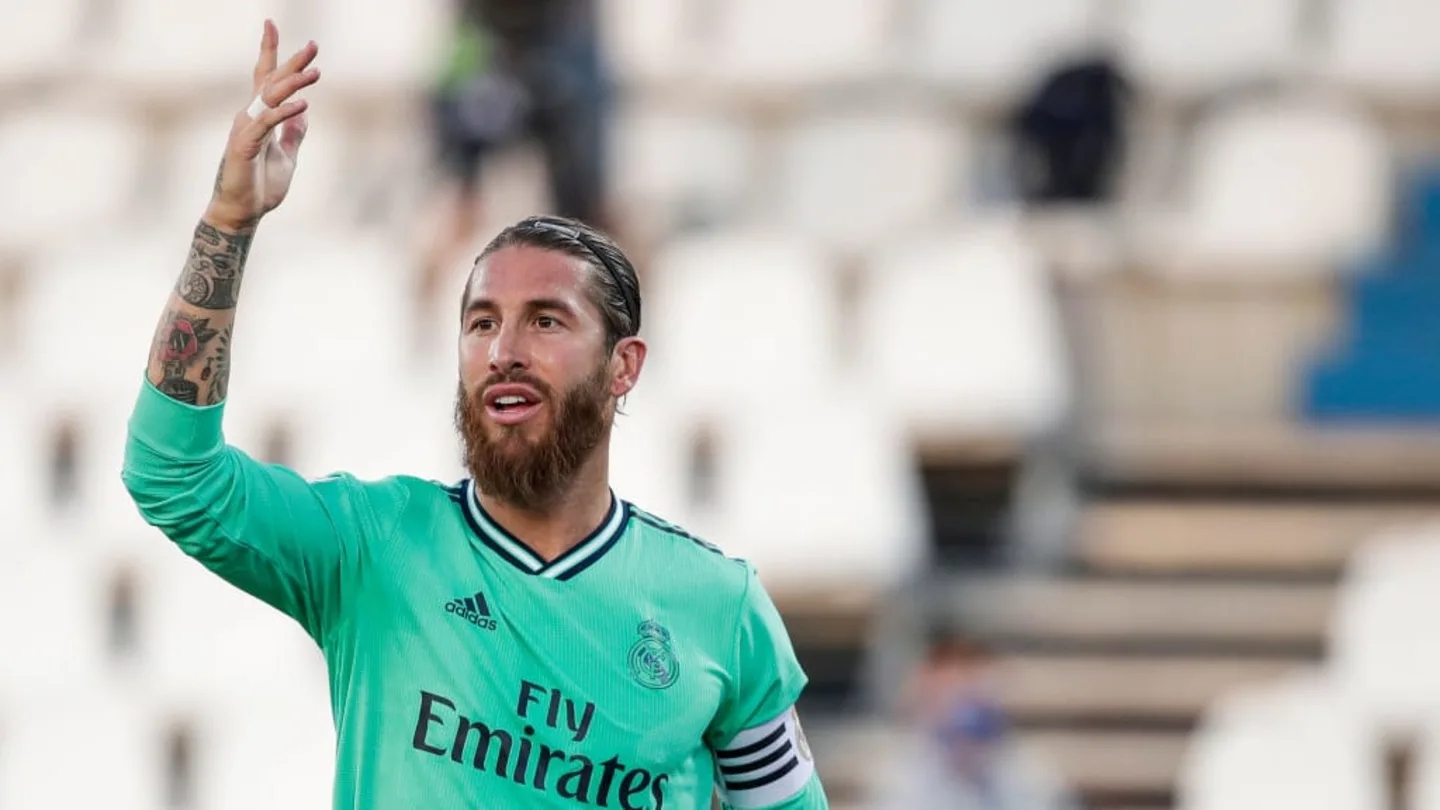 足坛历史排名前十的边后卫,足坛边后卫排行榜前五的球员