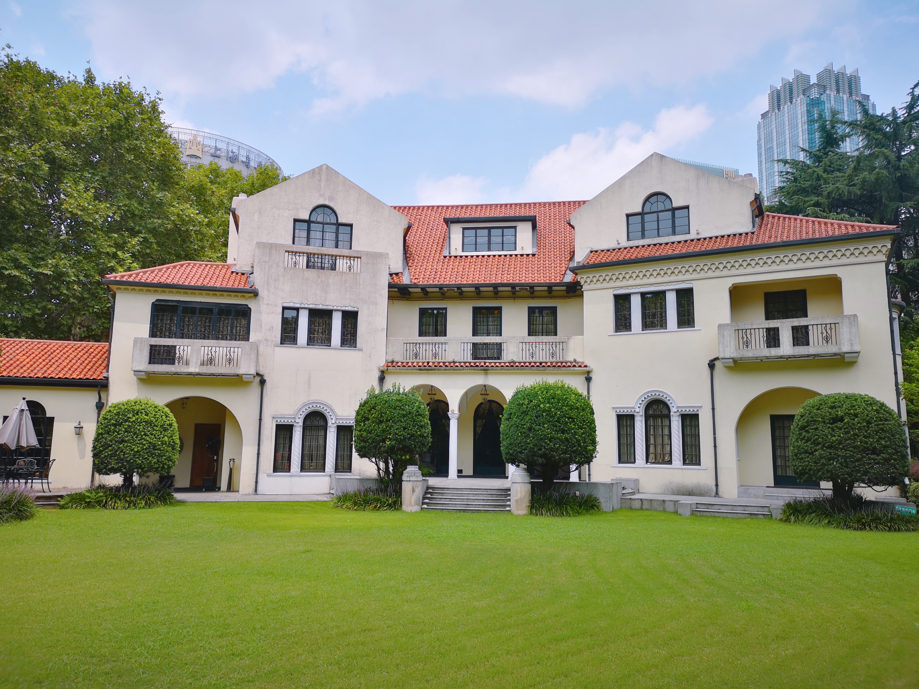 上海陆家嘴有哪些富人,上海陆家嘴低调富豪