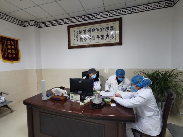 中医药抗击新冠疫情的作用,中医药优势全力以赴做好疫情防控