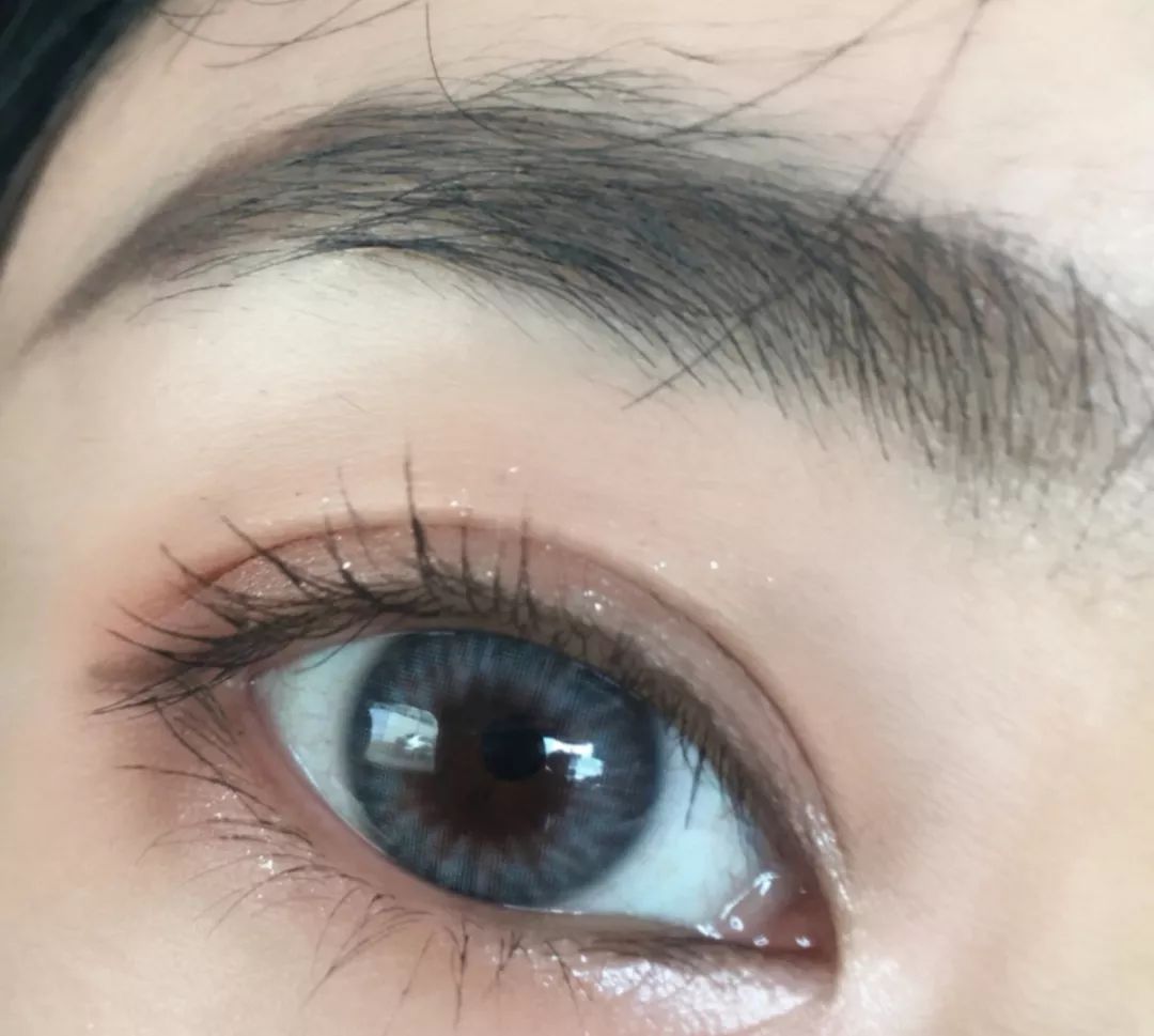 哪有那么多混血，全靠仙瞳招摇撞骗~