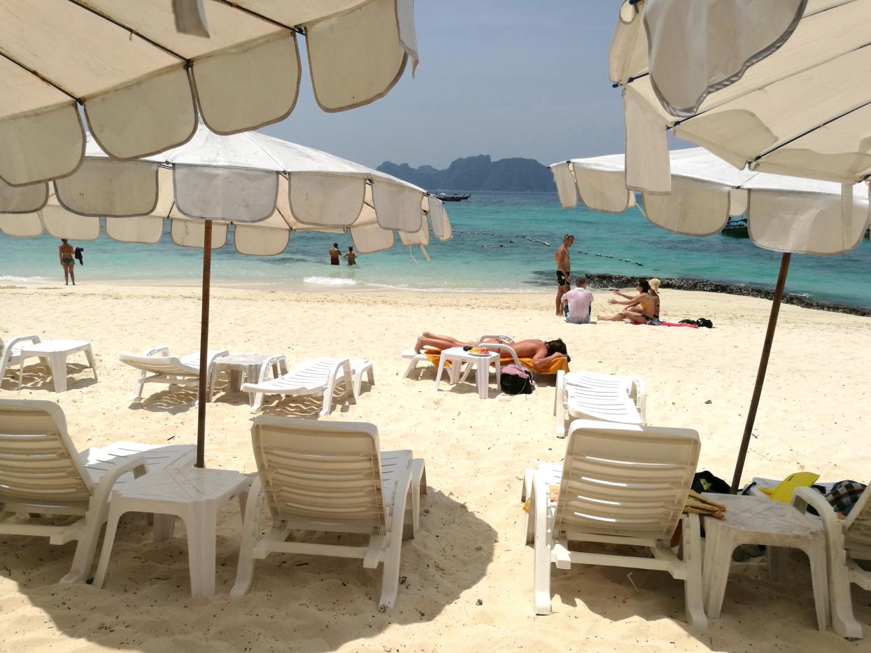 泰国普吉岛斯米兰岛旅游攻略,泰国旅游普吉岛的夏天皮皮岛浮潜