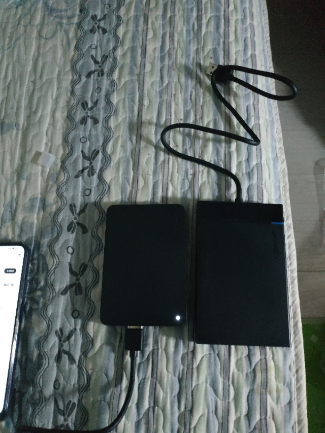 手机内存不够可以用外接硬盘吗,手机内存如何存到移动硬盘里