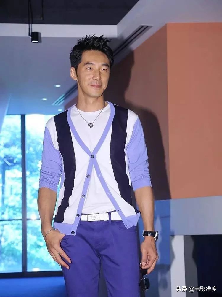 45岁李李仁婚姻幸福，为妻子主动结扎，婚后育有一儿一女惹人羡