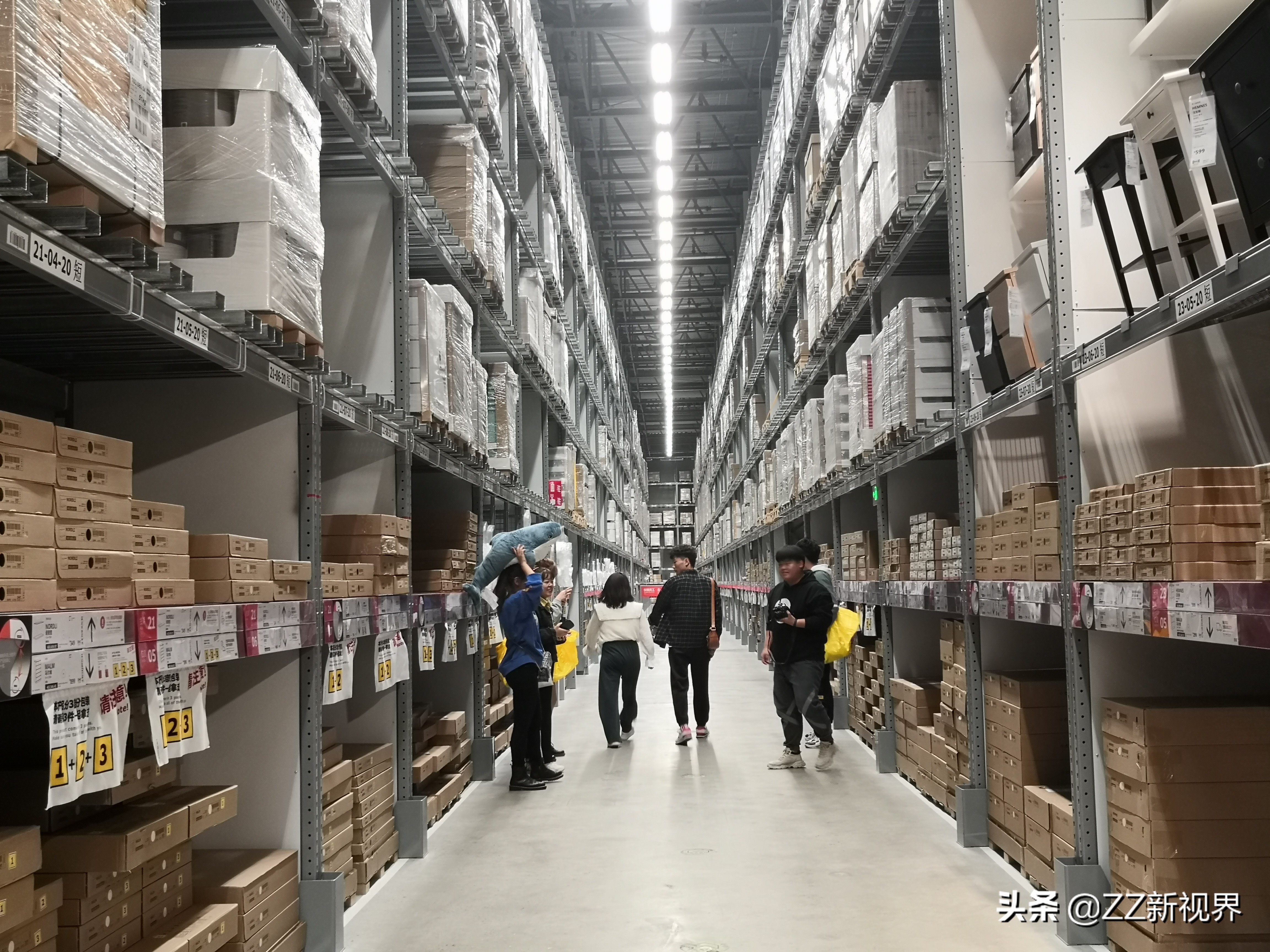 去宜家拍照适合穿什么衣服,来郑州逛宜家怎么拍照