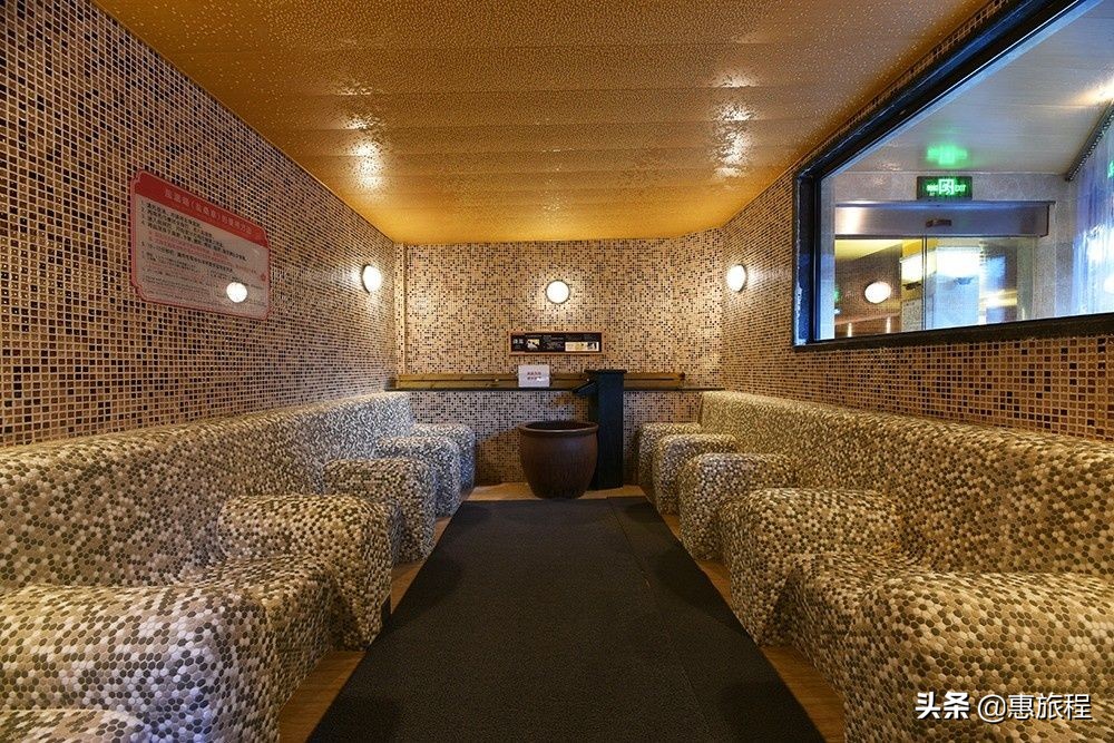 极乐汤儿童水上乐园川沙,极乐汤临港温泉馆儿童乐园