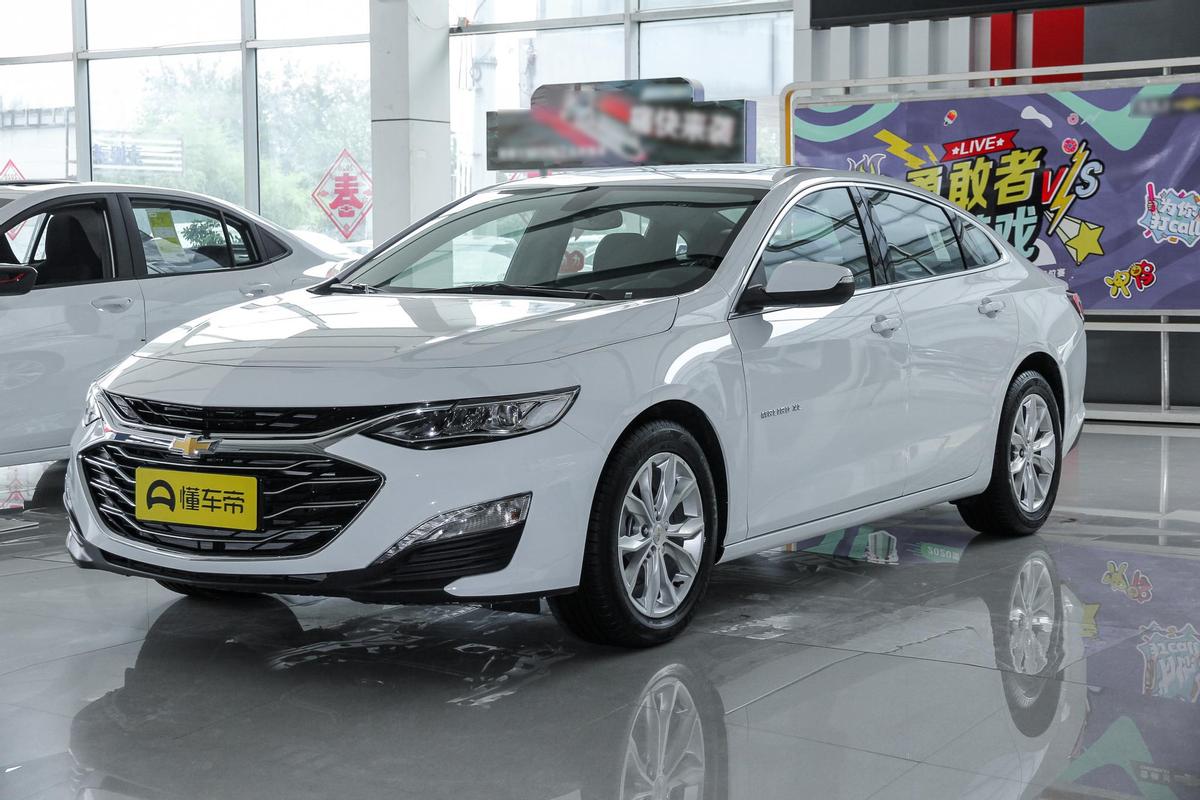 迈锐宝xl油底壳漏油,迈锐宝前曲轴油封渗油维修多少钱