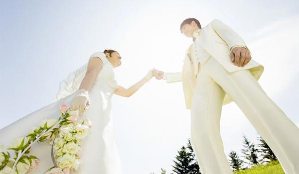 一般拍婚纱照多久能拿到照片,拍婚纱照需要多久才能拿到照片