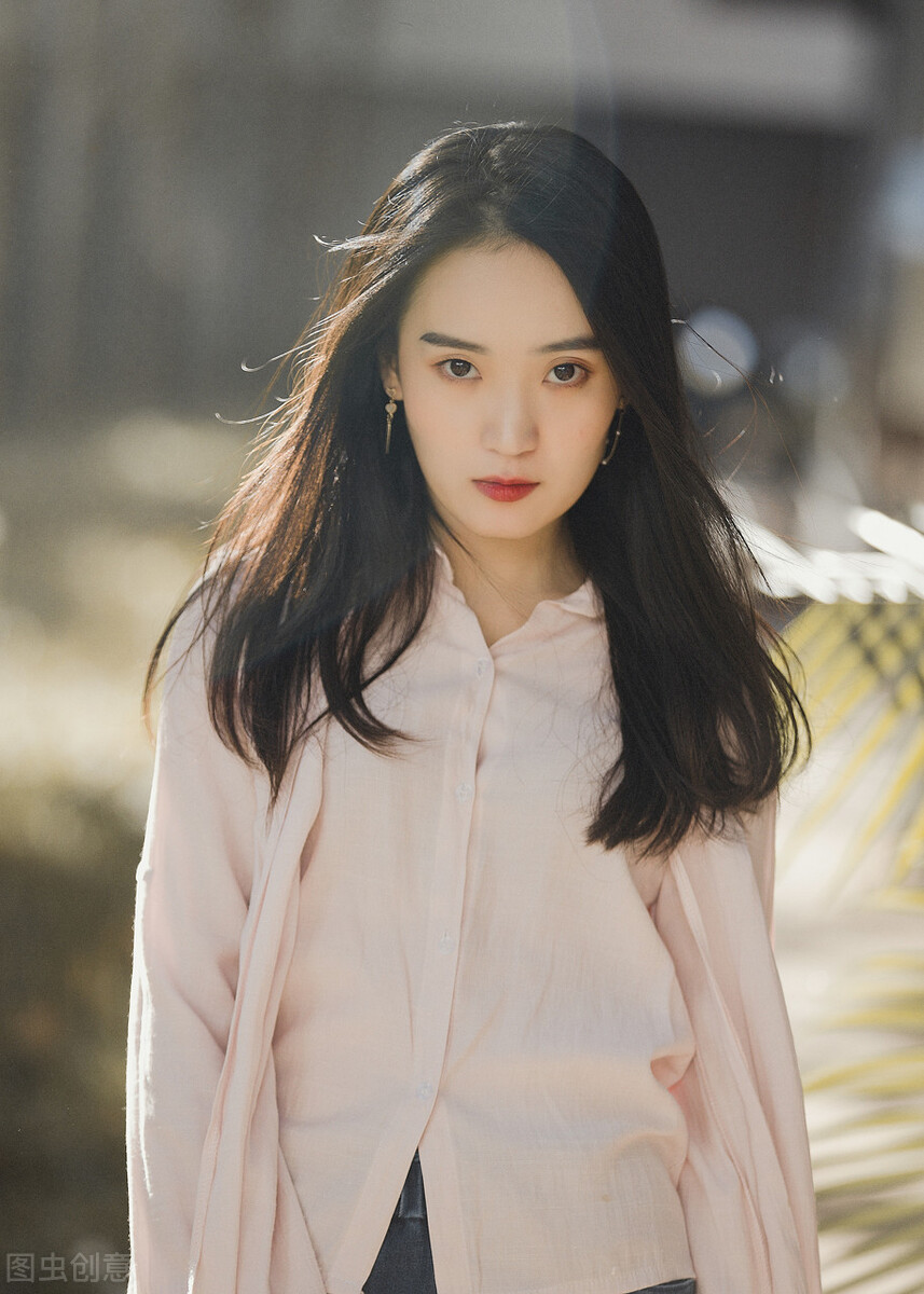 没有勇气面对喜欢的女人,对待喜欢自己的女人