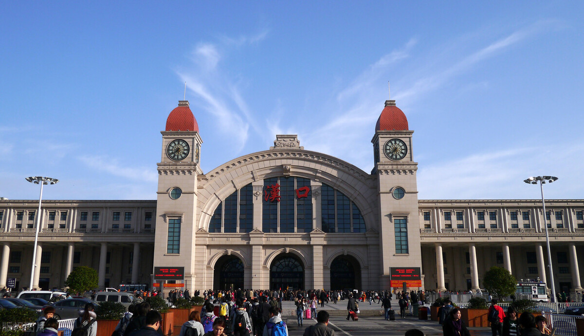 过惯了安逸生活,中年人的生活过得都是一地鸡毛