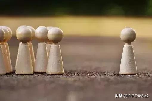 答辩过于紧张讲话慌张,毕业答辩很难过吗