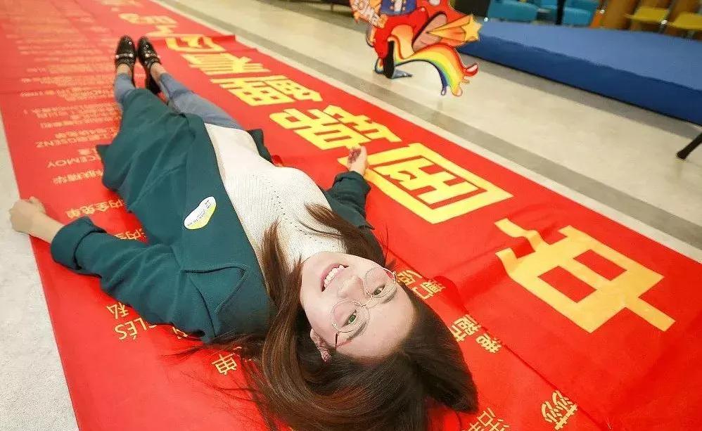 支付宝锦鲤信小呆怎么样了,2018支付宝年度锦鲤信小呆